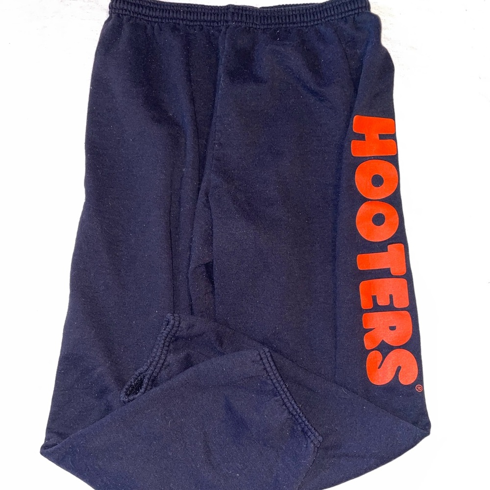 Hooters sweats